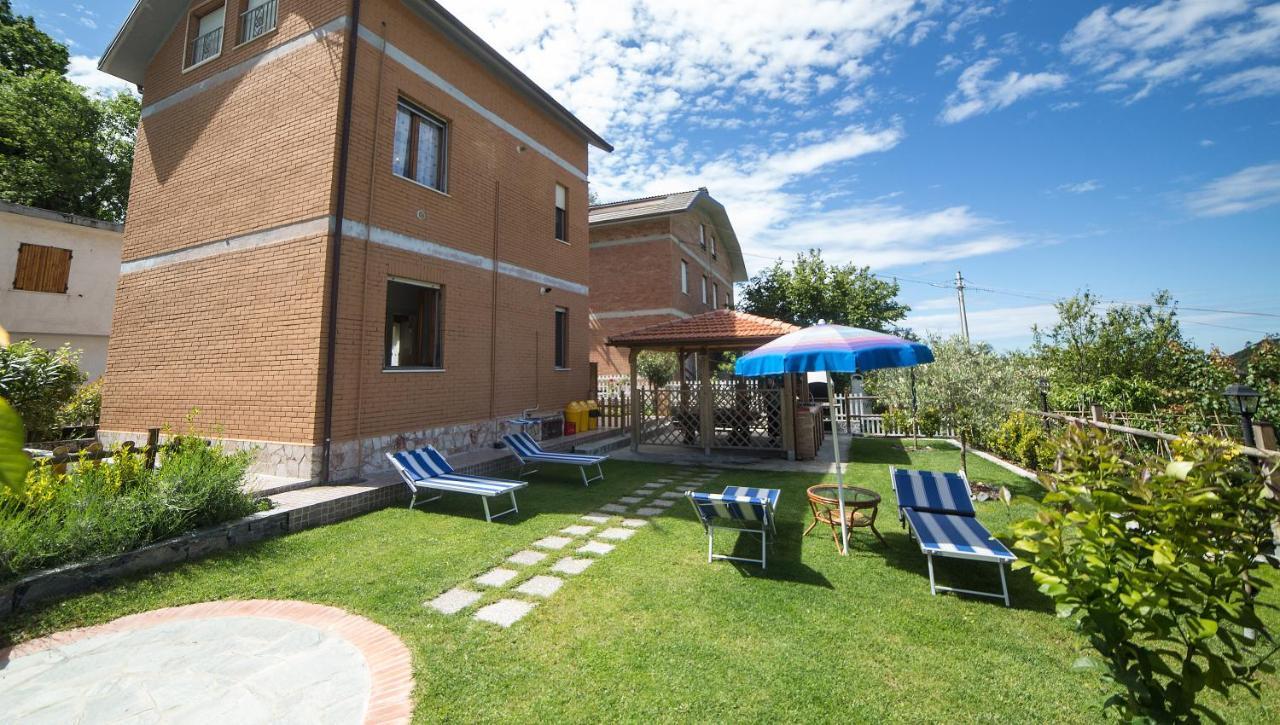 A & B Holiday Home Deiva Marina Exterior photo